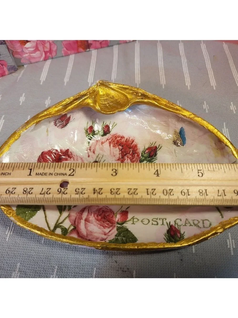 DECOUPAGE CLAM SHELL DECOUPAGE ROSES 🌹 ON A CLAM SHELL TRINKET DISH